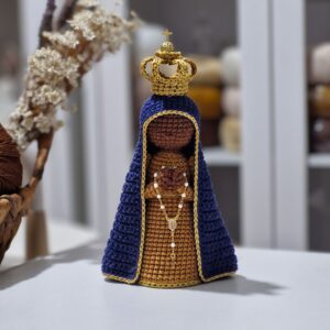 Nossa Senhora em Amigurumi