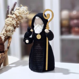 Santos em Amigurumi