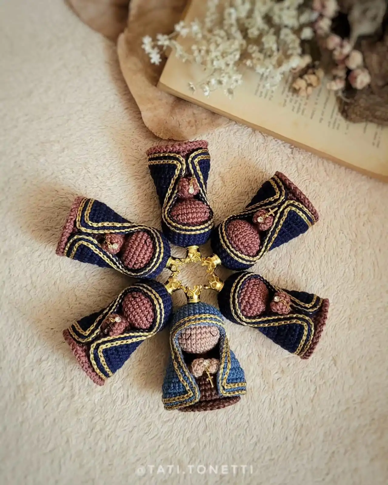 Mini Nossa Senhora em Amigurumi | E-book em PDF - Imagem 8