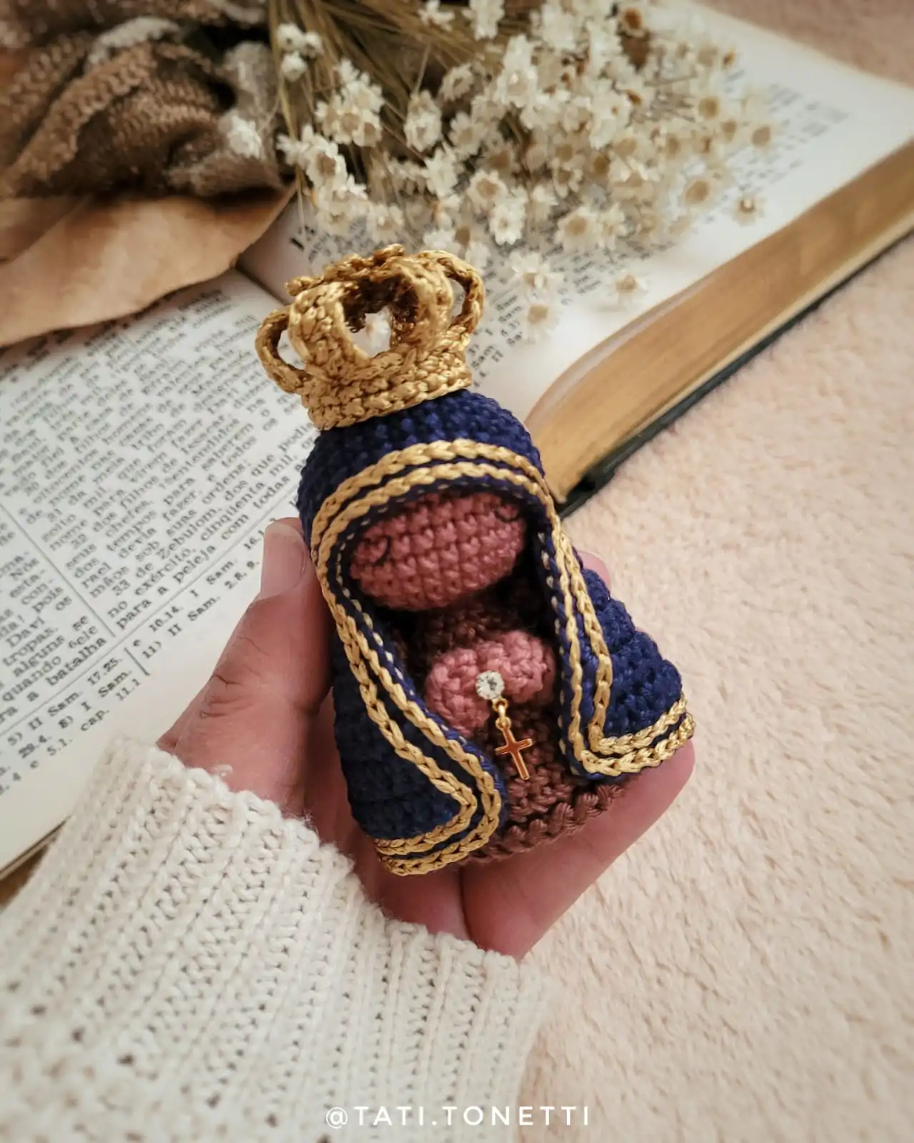 Mini Nossa Senhora em Amigurumi | E-book em PDF - Imagem 24
