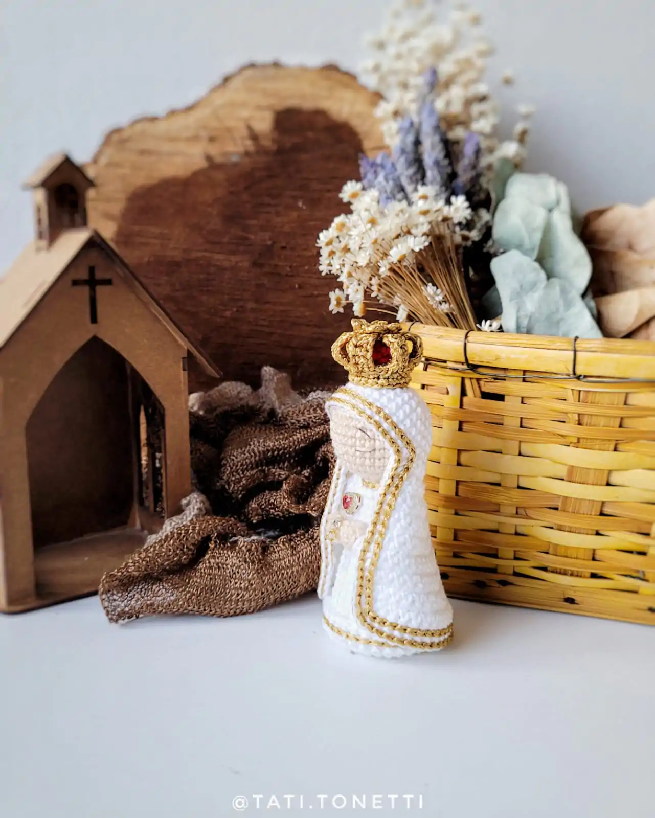Mini Nossa Senhora de Fátima em Amigurumi | E-book em PDF - Imagem 3