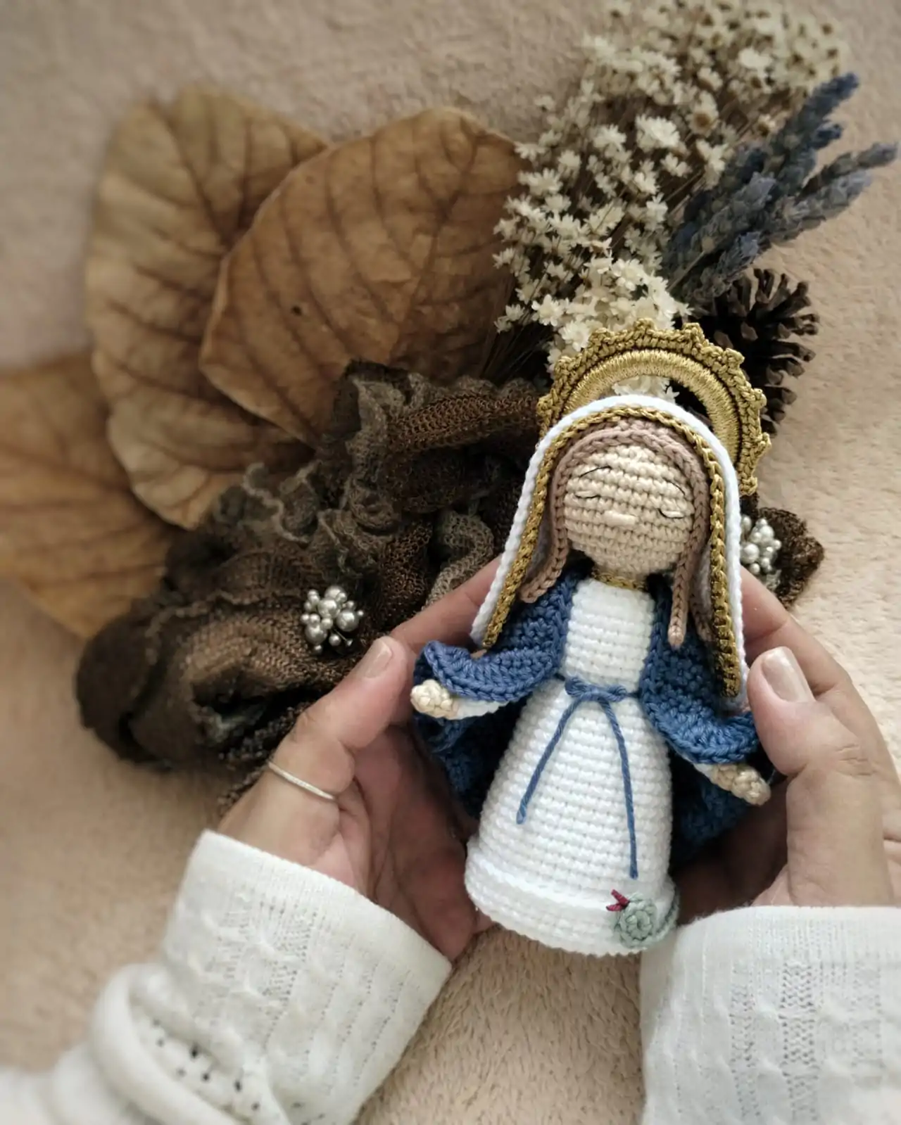 Nossa Senhora das Graças 17 cm em Amigurumi | E-book PDF - Imagem 6