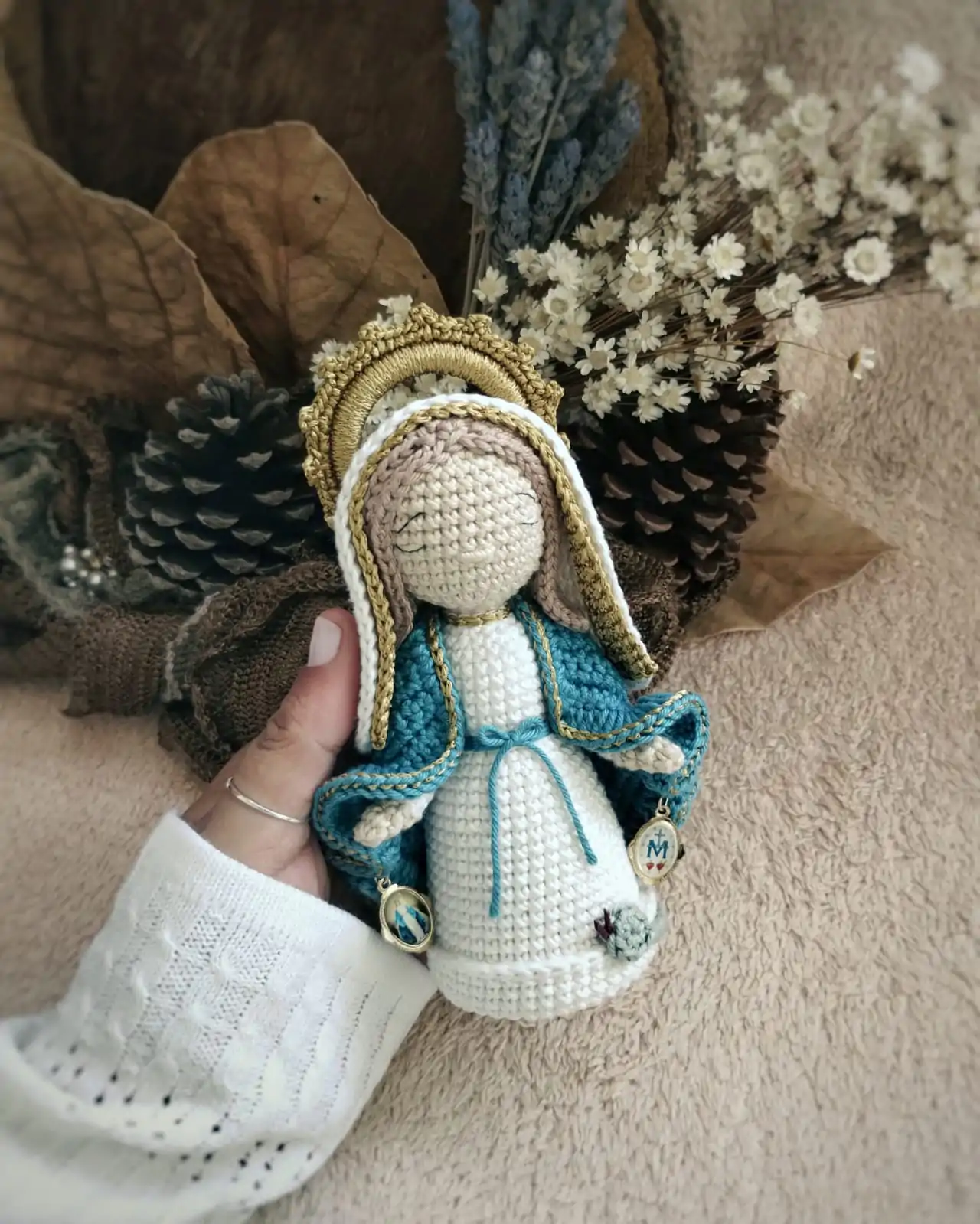 Nossa Senhora das Graças 17 cm em Amigurumi | E-book PDF - Imagem 7